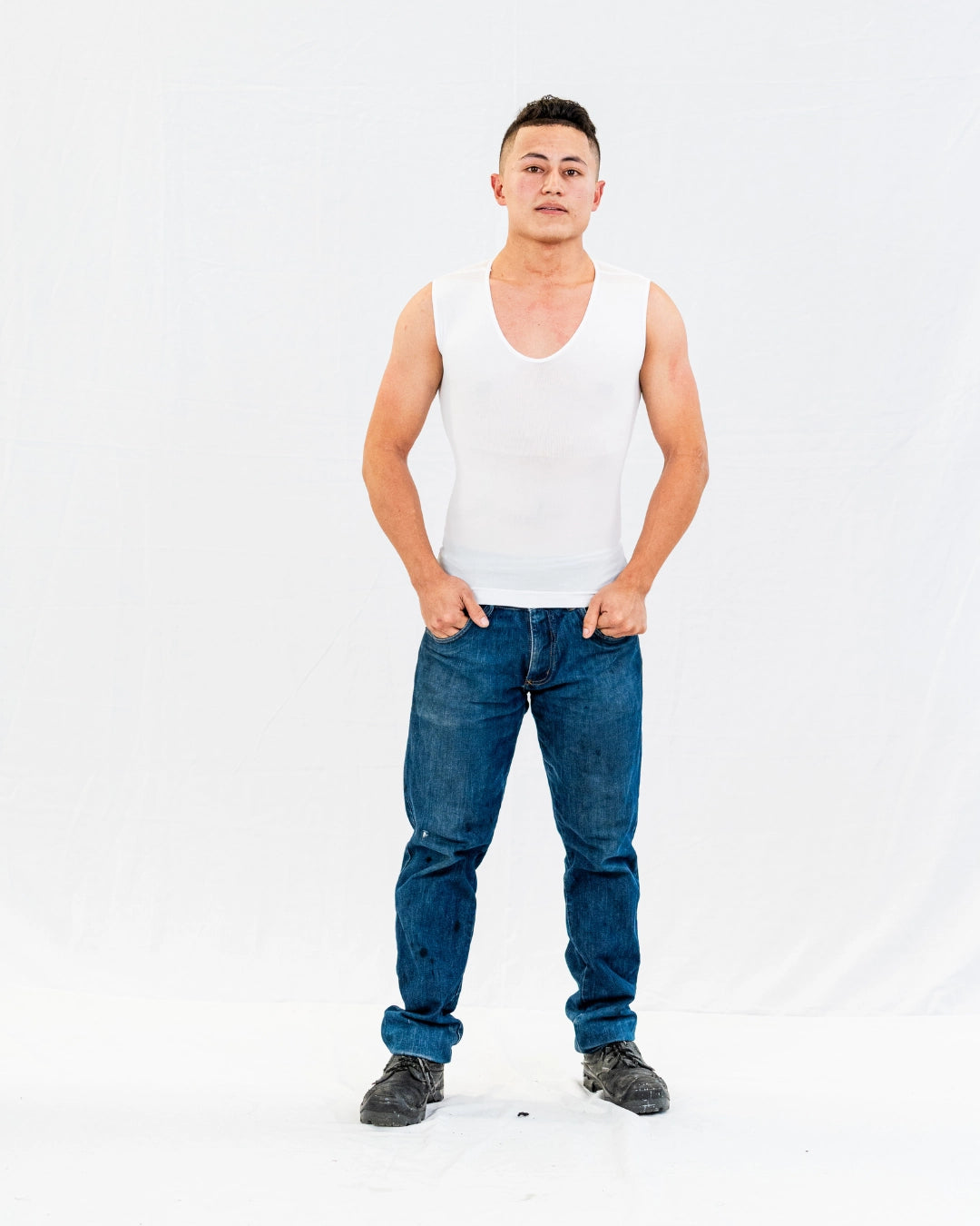 Camisilla moldeadora masculina